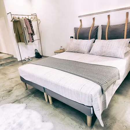 Santa Nara Bed & Breakfast 3*