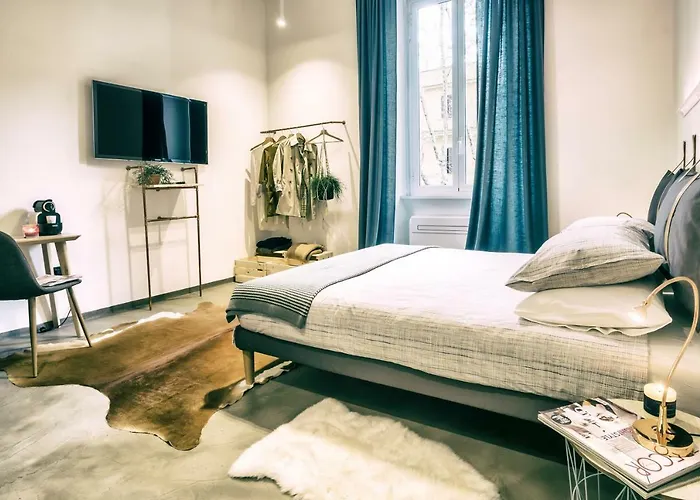 فندق مبيت وإفطار Santa Nara 3*